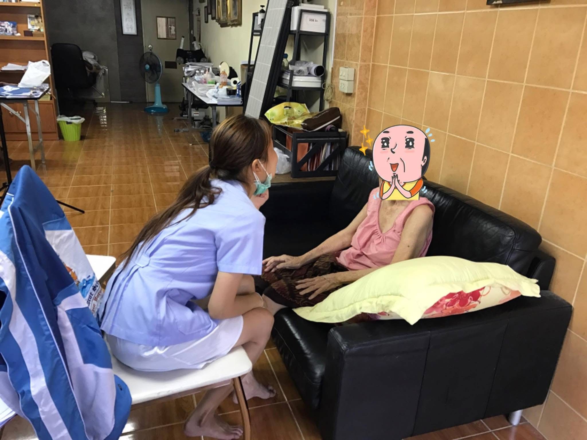 Community nursing visit with an elderly patient